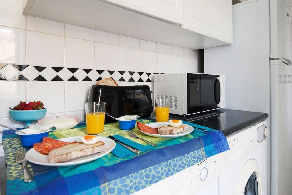 Charming 2 Bedroom Apartment Avenida Da Liberdade リスボン エクステリア 写真