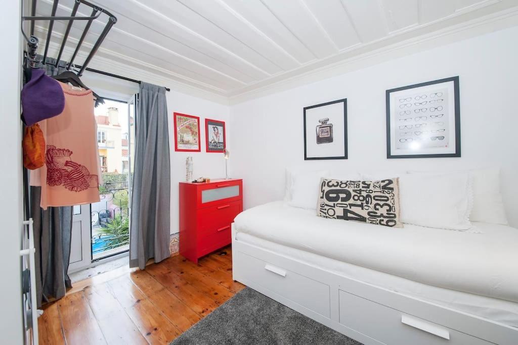 Charming 2 Bedroom Apartment Avenida Da Liberdade リスボン エクステリア 写真